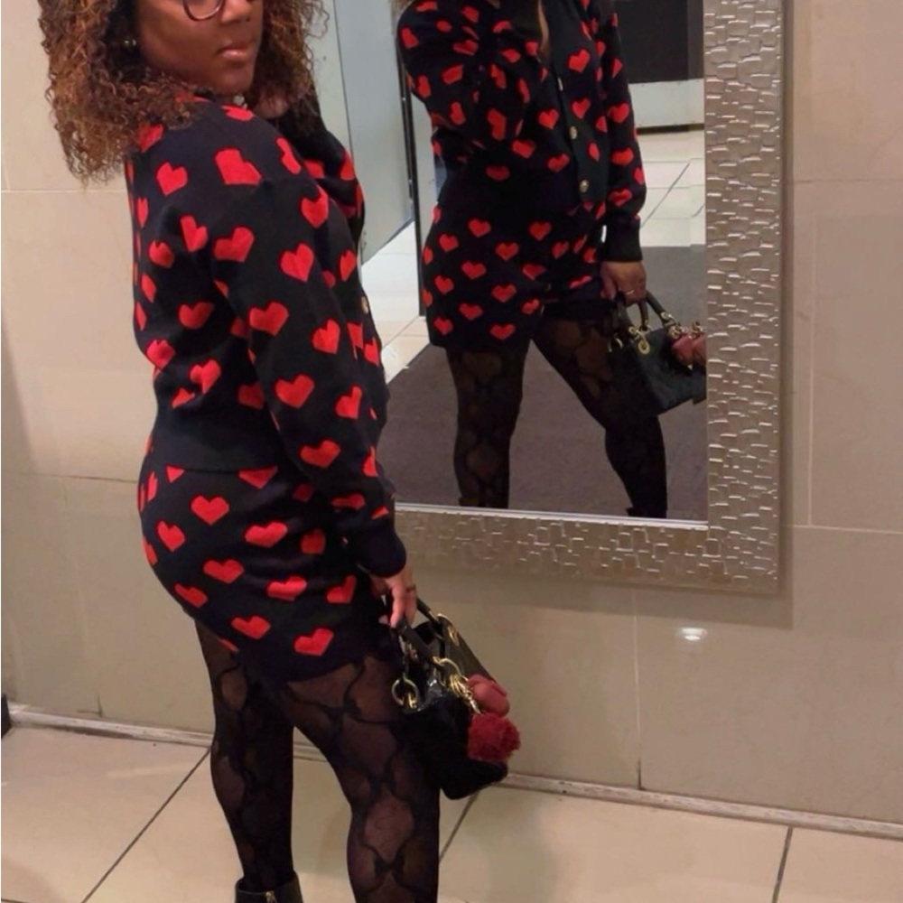 Heart Patterned Sweater set - Picture 7 of 7